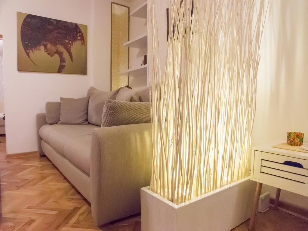 Apartment Nis Center Exteriör bild